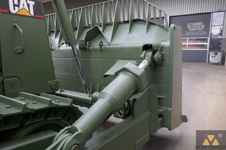 جرافة Caterpillar D9R Ex-army