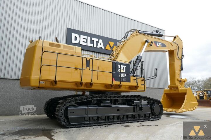 الحفارة الزاحفة Caterpillar 390F LME