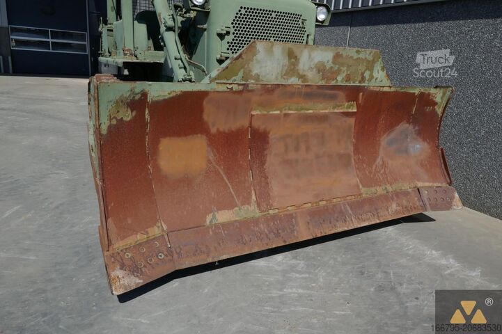 جرافة Caterpillar D7F Ex-army