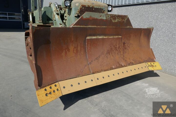 جرافة Caterpillar D7F Ex-army