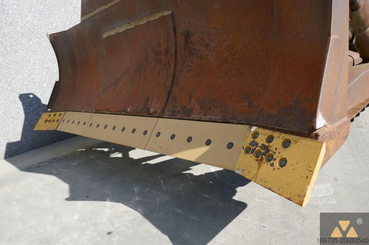 جرافة Caterpillar D7F Ex-army