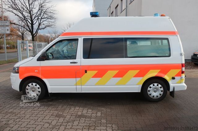Camião de bombeiros VOLKSWAGEN T5 Transporter Hochdach lang/KTW/Klima/FN: A29