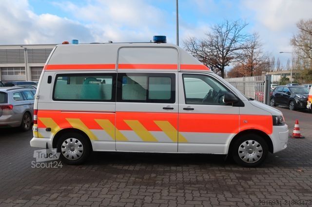 Camião de bombeiros VOLKSWAGEN T5 Transporter Hochdach lang/KTW/Klima/FN: A29