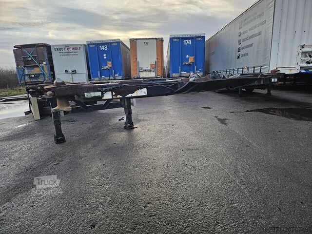 Přeprava kontejnerů VAN HOOL 94/3067. flat container chassis all connections...