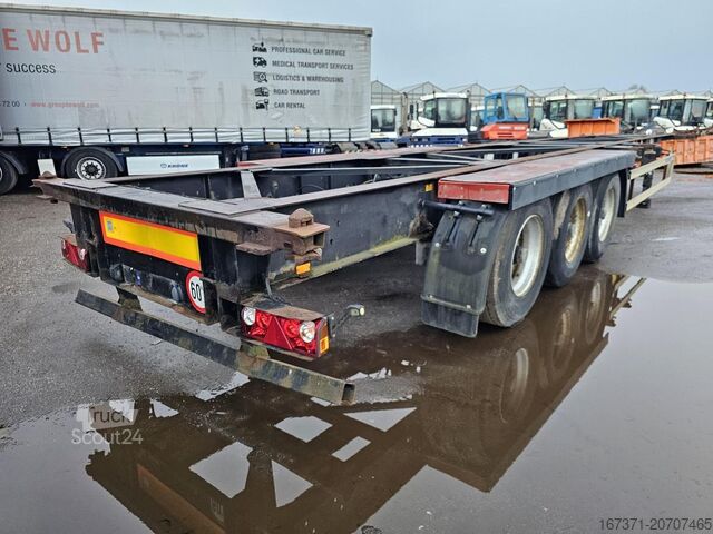 Přeprava kontejnerů VAN HOOL 94/3067. flat container chassis all connections...