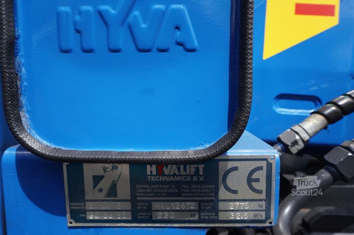 Vidanjör MAN TGS 35.400 8x4 E5 / HYVA HOOK LIFT 32.56