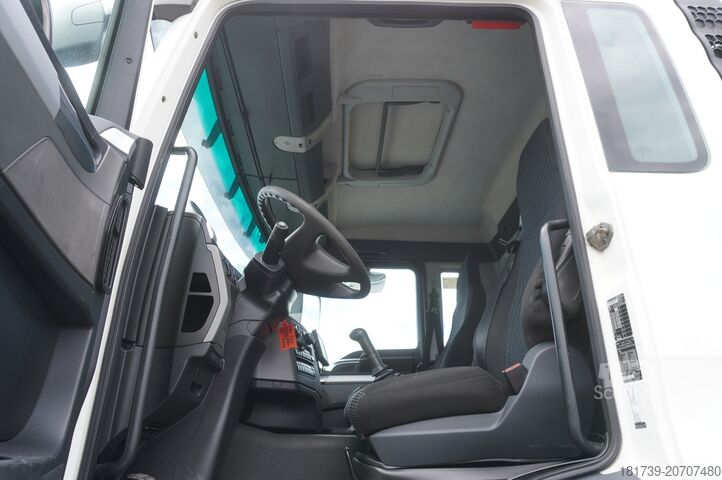 Vidanjör MAN TGS 35.400 8x4 E5 / HYVA HOOK LIFT 32.56