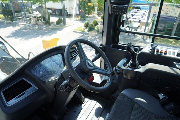 Chargeur articulé Hyundai HL940A articulated loader / year 2021 /