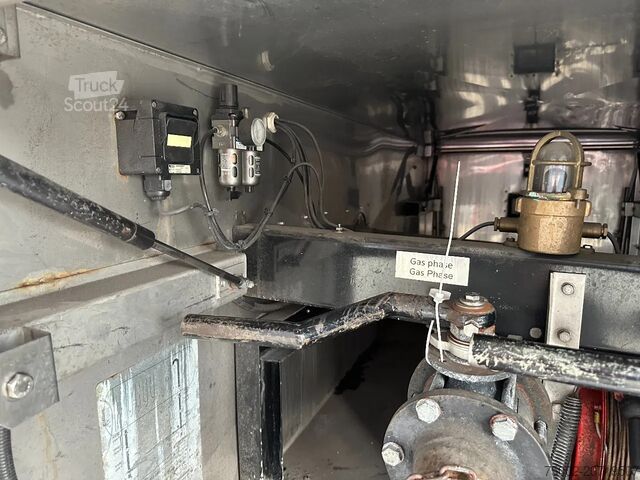 Camión cisterna Diversen Fluid, 50.100L, P28BH, Propane, Butan, GAZ, ADR...