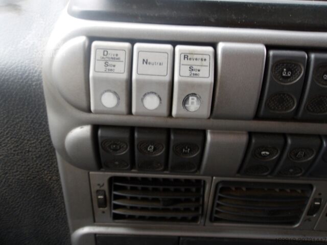 Standaard trekker Iveco Stralis 500