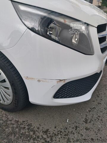 τυπικός οδικός ελκυστήρας Mercedes Marco Polo 250d | 2 Posti Letto | Cucina + Tetto Sollevabi