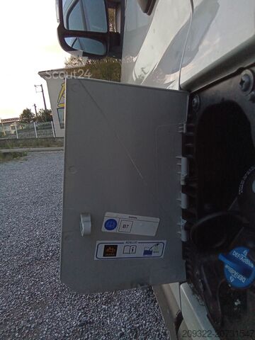 Caravan/camper Fiat Weinsberg Carabus 600 K | 4 Posti Letto | Completamente Attrezzato