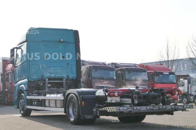 Caminhão com carroçaria intercambiável MERCEDES-BENZ Actros 1840 BDF Vollluft 2-Tanks LBW Euro 6