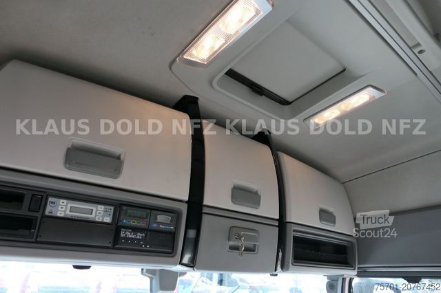 Camion refrigerato RENAULT T 430 Kühlkoffer Carrier Vollluft LBW Euro 6