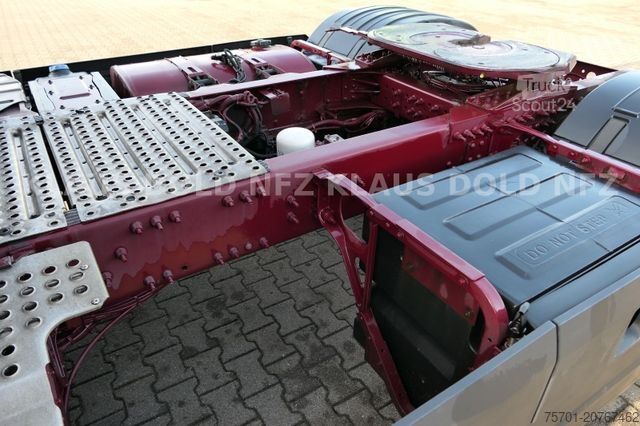 Tractora standard VOLVO FH 420 Globetrotter Kühlbox Euro 6