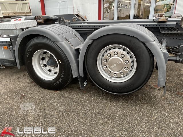 Kanca kasalı yük kamyonu (roll-off) SCANIA R 450LB*6x2*Hyva*Lift/Lenk*2Tank*Standklima*ADR*