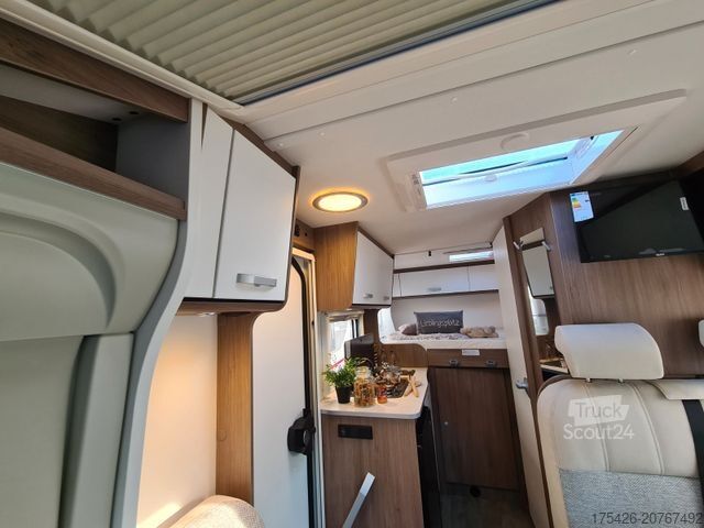 Camper semintegrato CARADO V 132 *pro+ Paket*3 Schlafplätze*