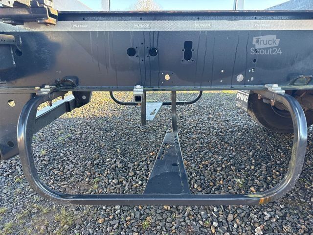 Remorque forestière à grumes PAVIC Holzauflieger mit Schemel und Rungen