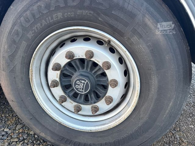 Remorque forestière à grumes PAVIC Holzauflieger mit Schemel und Rungen