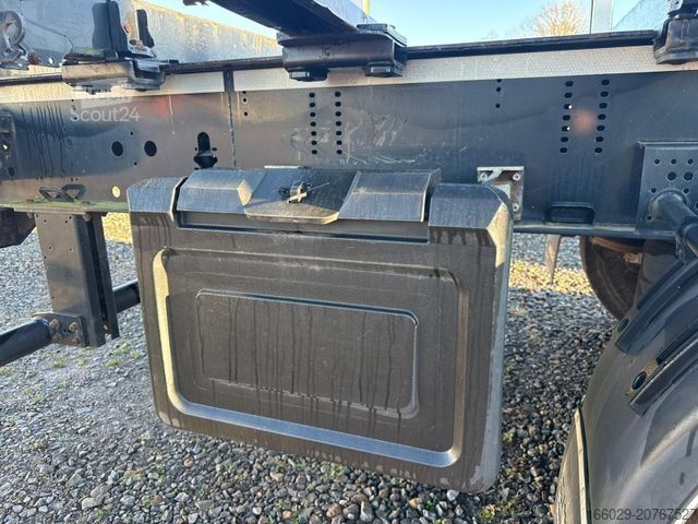 Remorque forestière à grumes PAVIC Holzauflieger mit Schemel und Rungen