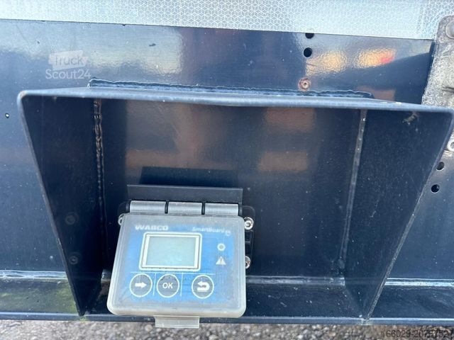 Remorque forestière à grumes PAVIC Holzauflieger mit Schemel und Rungen