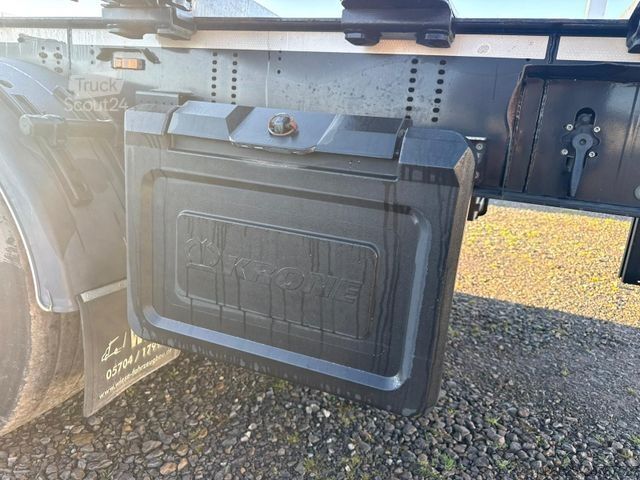 Remorque forestière à grumes PAVIC Holzauflieger mit Schemel und Rungen