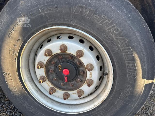 Remorque forestière à grumes PAVIC Holzauflieger mit Schemel und Rungen