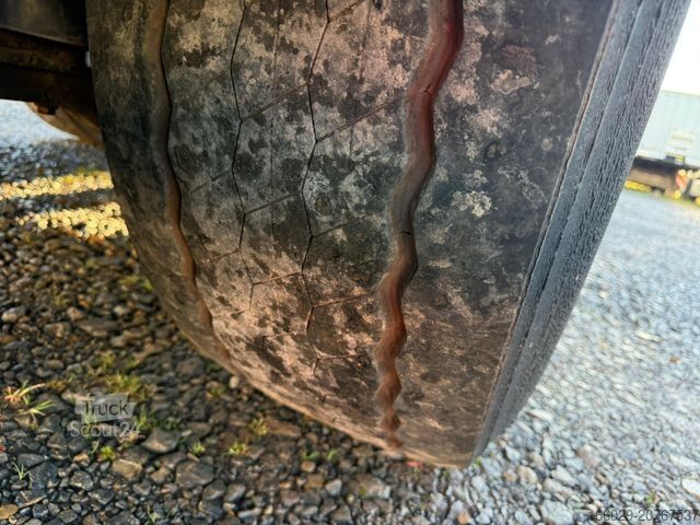 Remorque forestière à grumes BENALU Timberliner Holzauflieger mit Schemel und Rungen