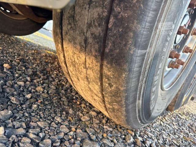 Remorque forestière à grumes PAVIC Holzauflieger mit Schemel und Rungen