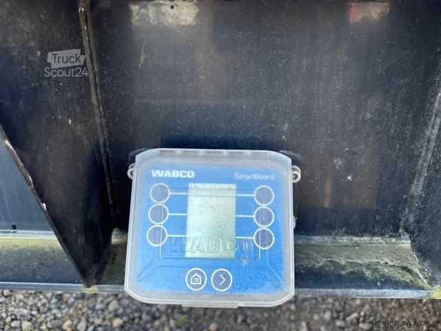 Remorque forestière à grumes PAVIC Holzauflieger mit Schemel und Rungen