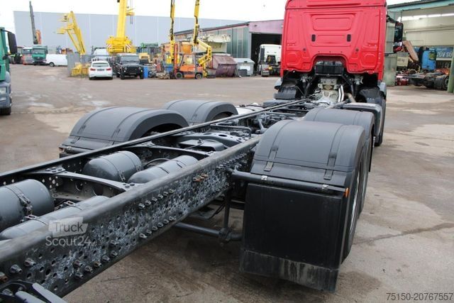 Kamyon şasisi MERCEDES-BENZ 2551 6x2 LL Lenkachse PTO/Nebenantrieb Nr.: 930