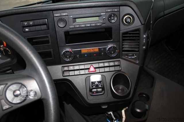 Kamyon şasisi MERCEDES-BENZ 2551 6x2 LL Lenkachse PTO/Nebenantrieb Nr.: 930