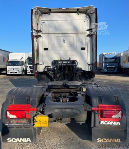 Standarta vilcējs SCANIA Scania R 490 Topline Retarder Standklima