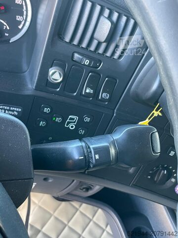 Standarta vilcējs SCANIA Scania R 490 Topline Retarder Standklima