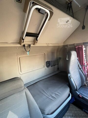 Standarta vilcējs SCANIA Scania R 490 Topline Retarder Standklima