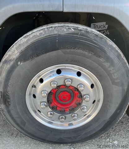 Standarta vilcējs SCANIA Scania R 490 Topline Retarder Standklima