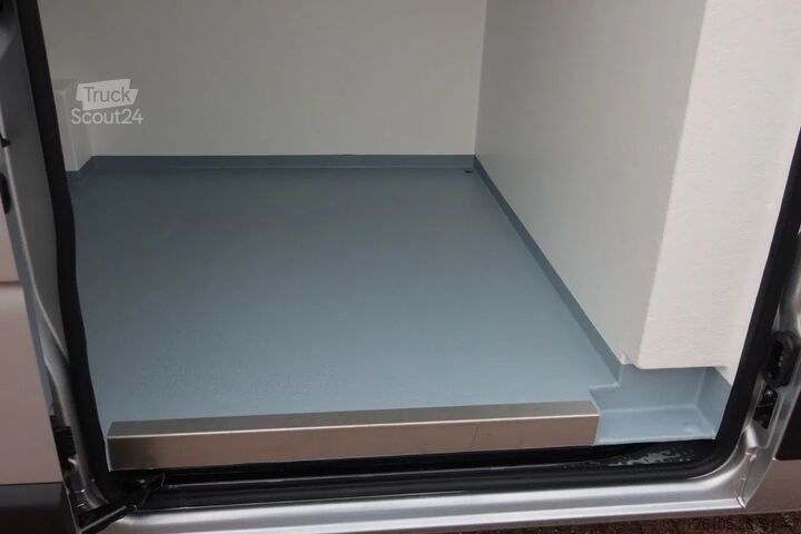 Fourgon frigorifique Renault Master Red Edition 150 PK Carrier Xarios 350 Ko...