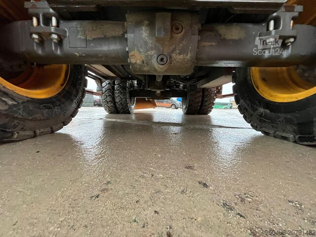 Ratinis ekskavatorius Volvo EWR 170 E ROTOTILT / AC / CENTRAL LUBRICATION