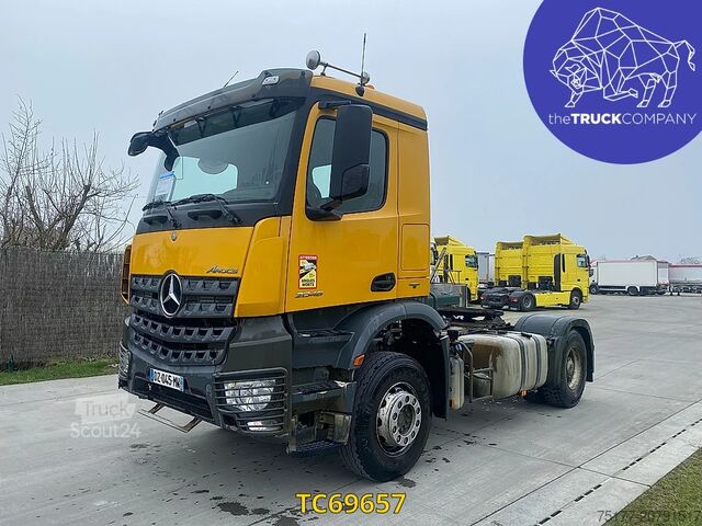 Standard-SZM Mercedes-Benz Arocs 2048