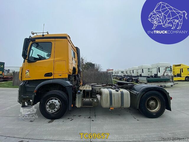 Standard-SZM Mercedes-Benz Arocs 2048