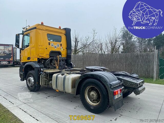 Standard-SZM Mercedes-Benz Arocs 2048