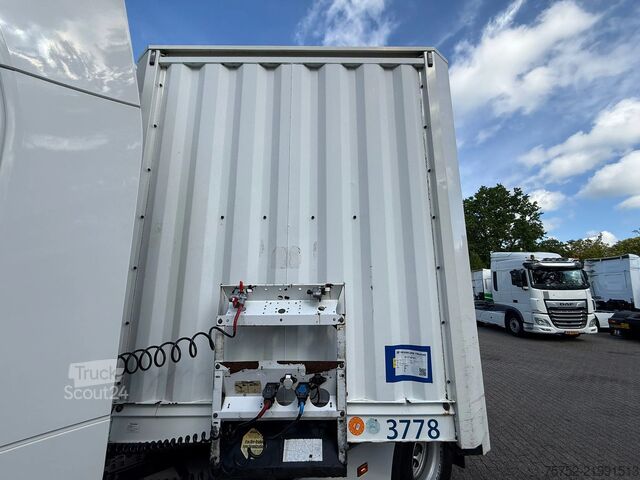 βαλίτσα Krone SD Koffer Liftas Wabco Smartboard NL Trailer