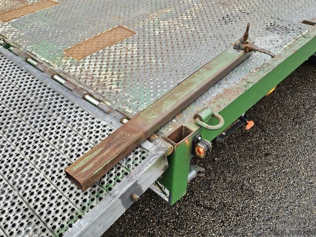 Bergingsvoertuig Volvo FL612 / MACHINE TRANSPORT / OPRIJ WAGEN