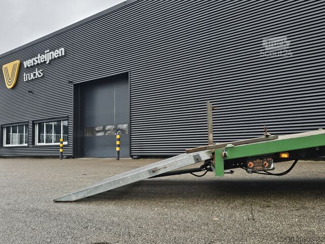 Bergingsvoertuig Volvo FL612 / MACHINE TRANSPORT / OPRIJ WAGEN