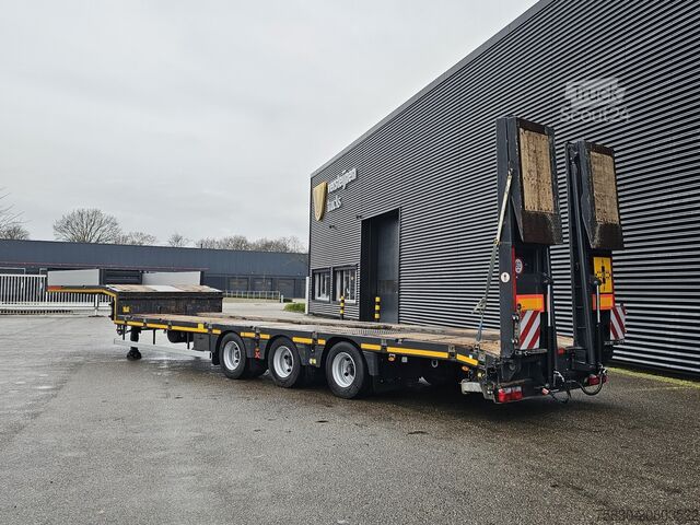 Dieplader Kassbohrer LB3E / 3 AXLE / HYDRAULIC RAMP / LIFT AXLE
