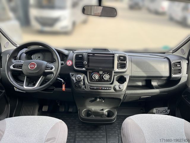 Caravana semiintegrada CARADO pro+ T 447 *SAT*TV*Markise*