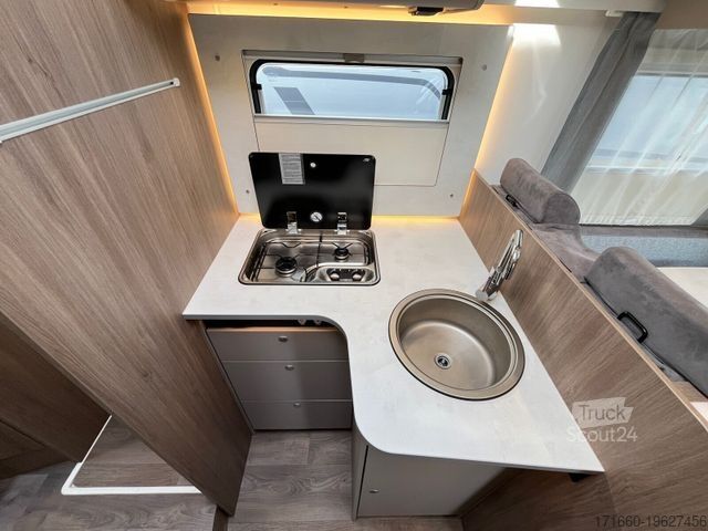 Caravana semiintegrada CARADO pro+ T 447 *SAT*TV*Markise*