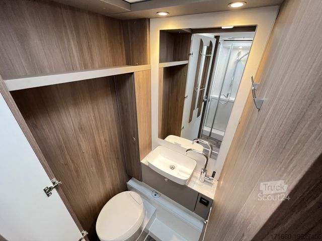 Caravana semiintegrada CARADO pro+ T 447 *SAT*TV*Markise*