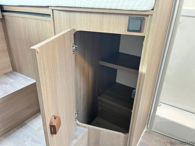 Caravana semiintegrada CARADO pro+ T 447 *SAT*TV*Markise*