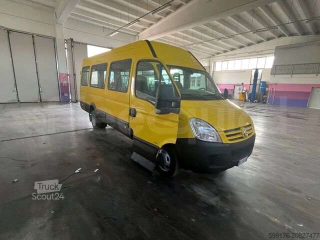Autobus linee interurbane IVECO A50